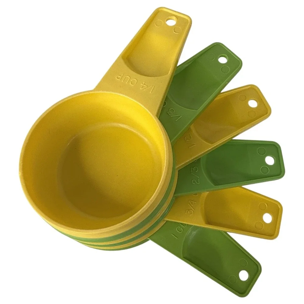 6 Tupperware Measuring Cups Apple Green Harvest Gold Vintage Nesting Set Yellow